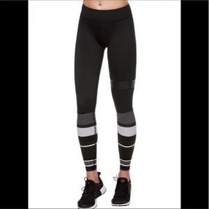Lilybod Sasha Tarmac Air Black and White 7/8 Leggings. Size XSmall.